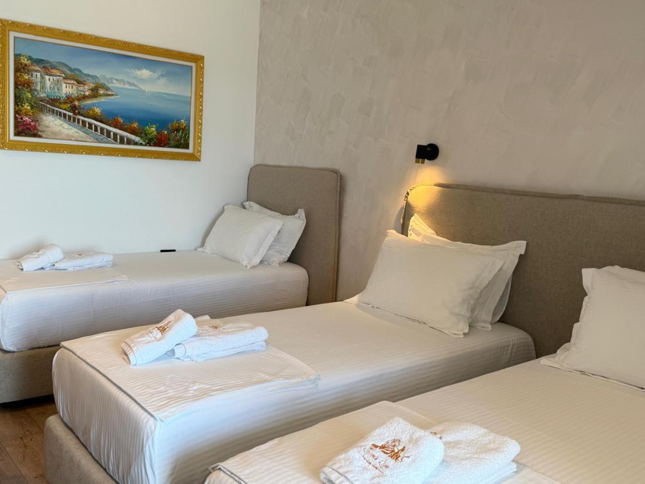The Queen'S Lion Premium Hotel Saranda Dış mekan fotoğraf