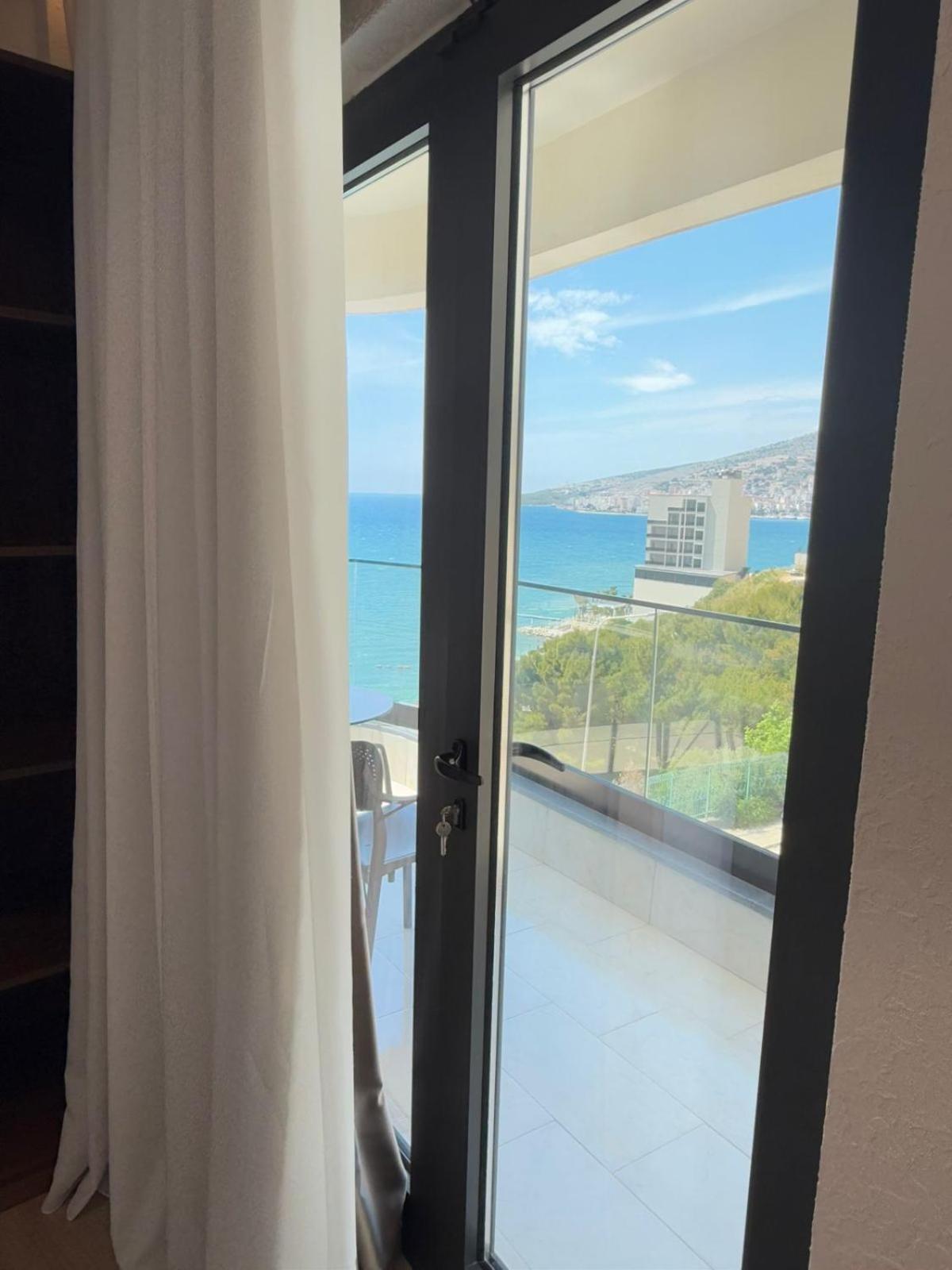 The Queen'S Lion Premium Hotel Saranda Dış mekan fotoğraf